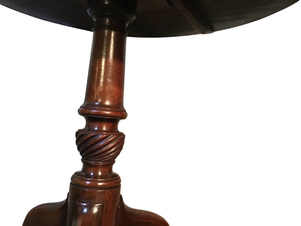 Georgian tripod table  View VIII