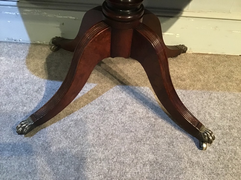Antique tea table View VII