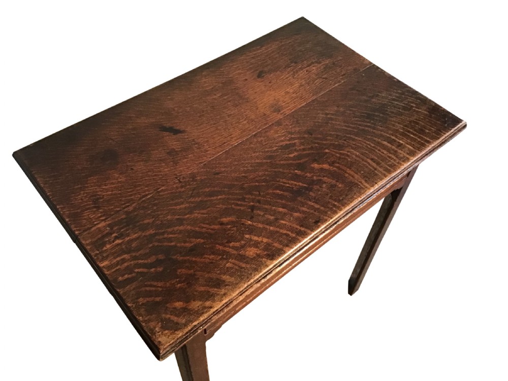 Antique oak sidetable View V