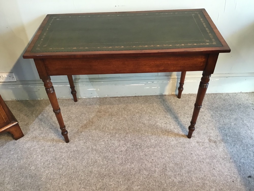 Antique writing table View VII