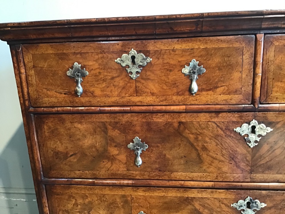 Antique walnut chest of drawers View XV