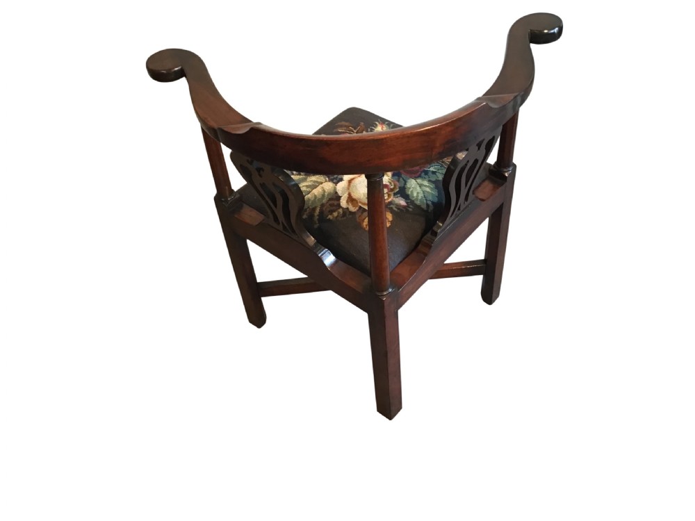 Antique corner chair View IV