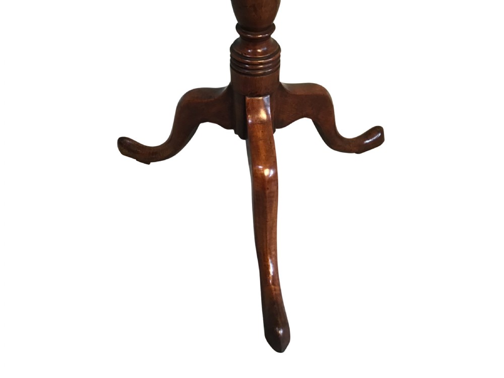 Georgian tripod table  View III