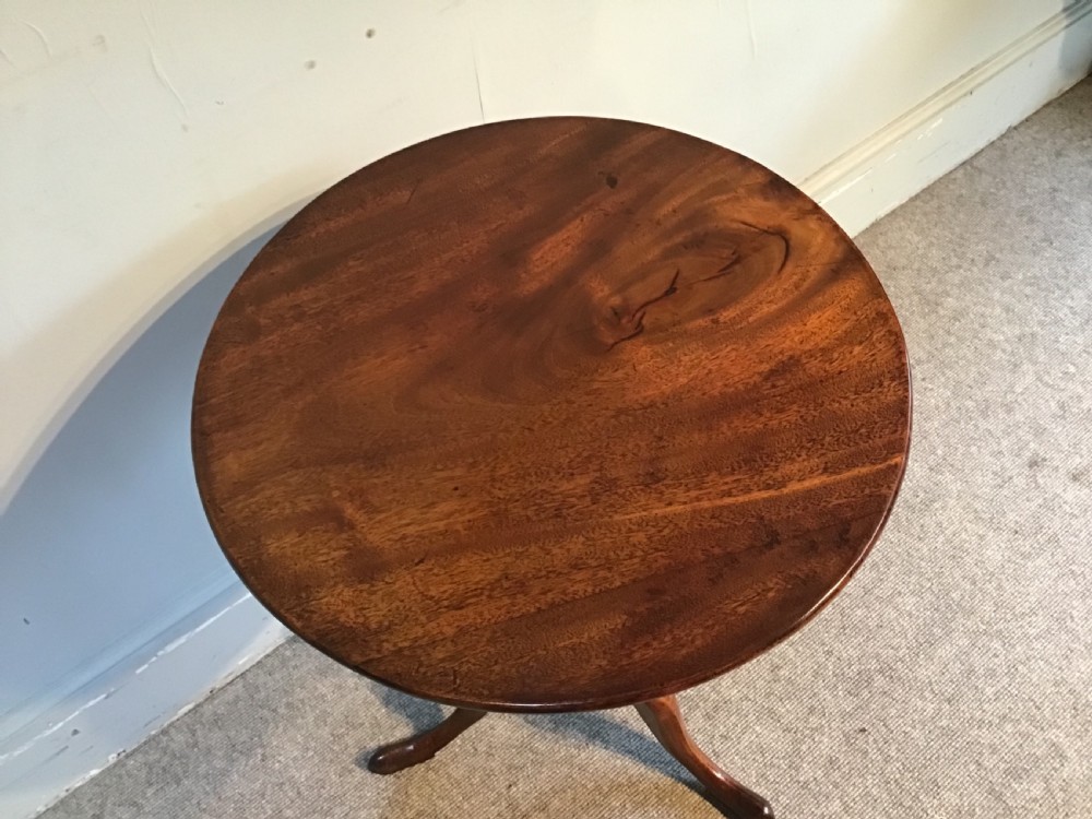 Georgian tripod table  View IV