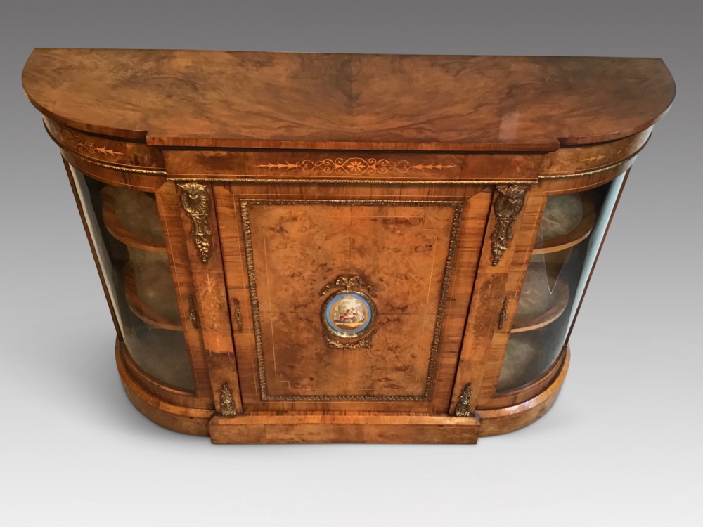 Victorian walnut credenza View II