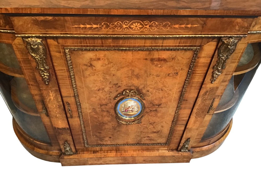 Victorian walnut credenza View III