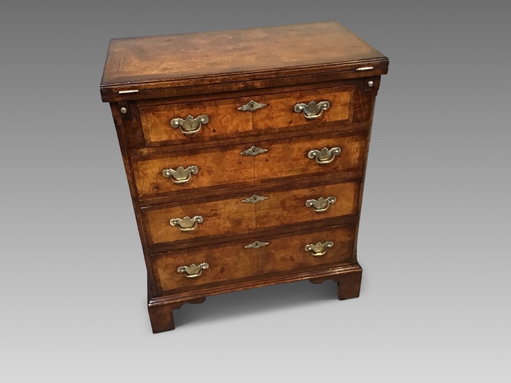 Antique walnut batchelors chest of drawers  View II