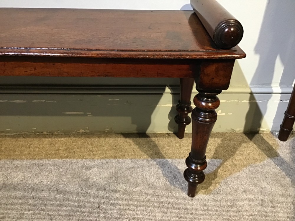 Antique hall bench View III