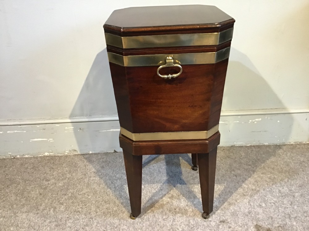 Antique mahogany cellarette  View V