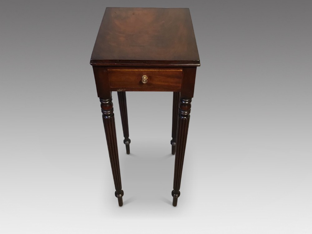 Georgian end table