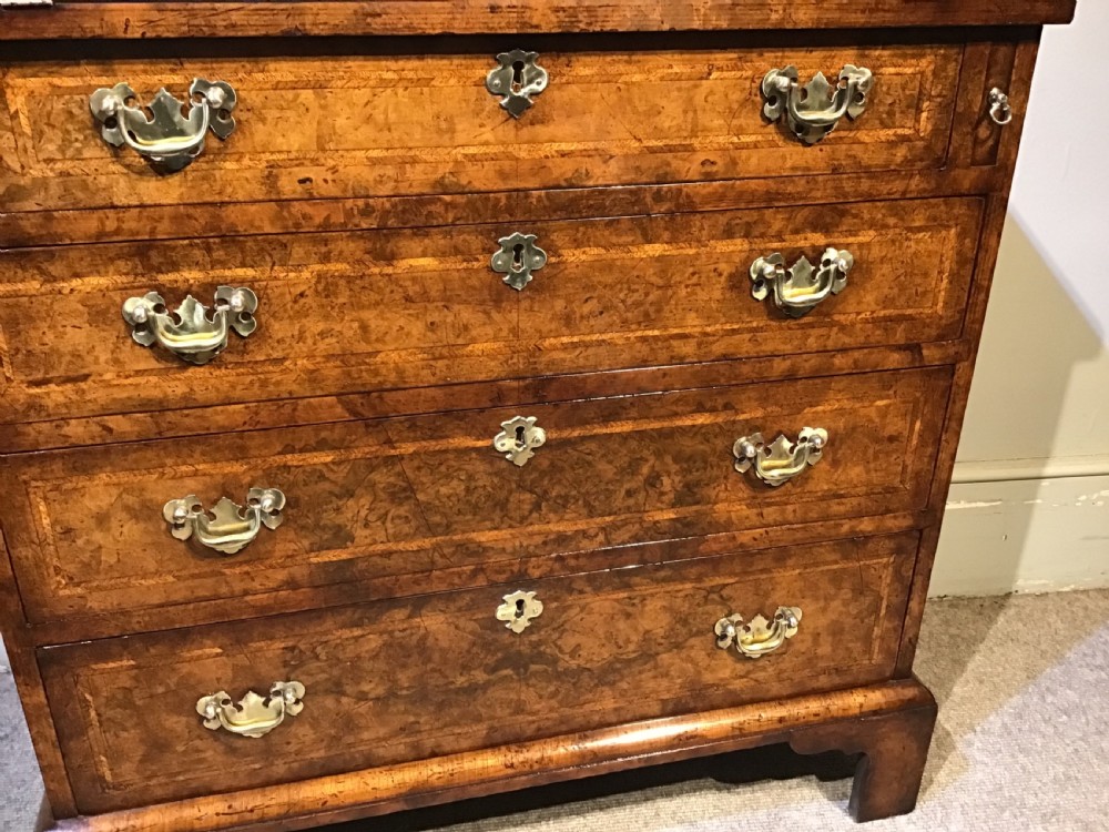 Antique batchelors chest of drawers View VI