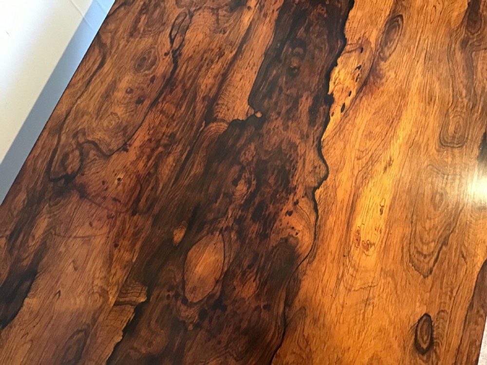 Regency Rosewood tripod table View X