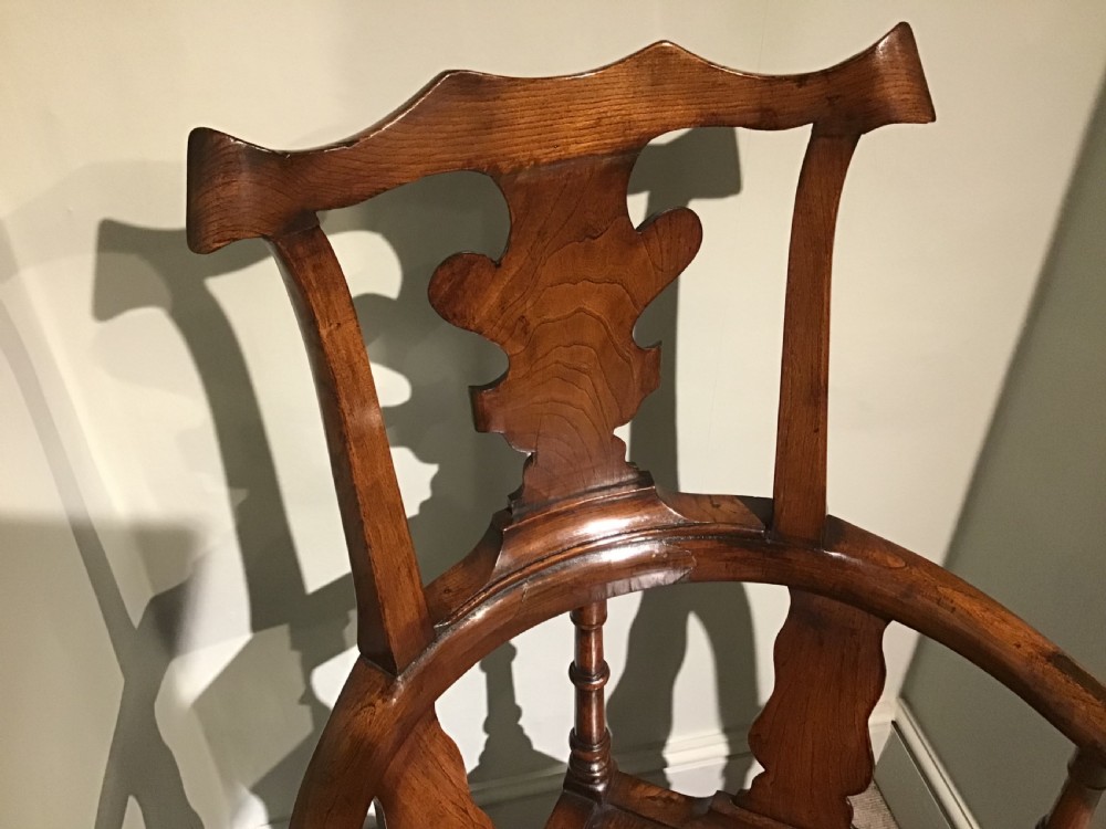 Antique corner chair View V