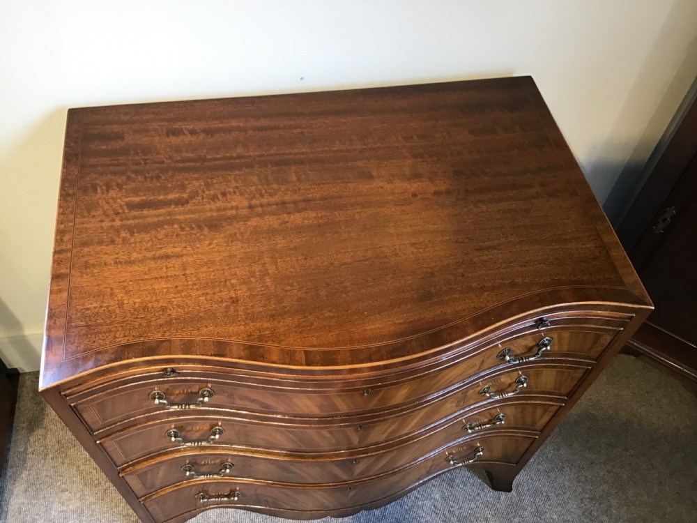 Antique serpentine chest of drawers View III