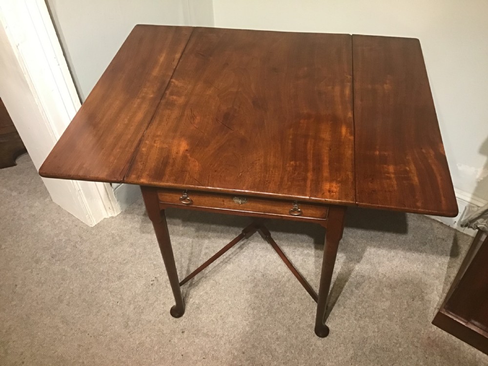 Georgian pembroke table View VII