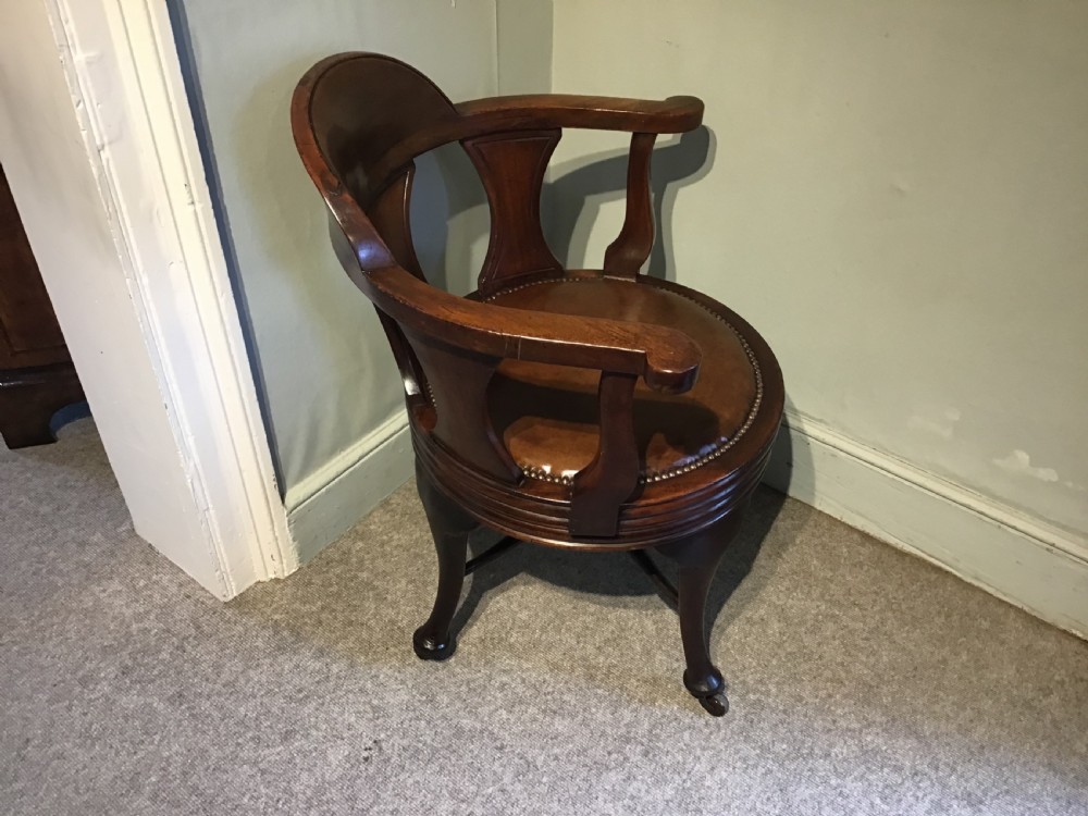Antique desk chair View II