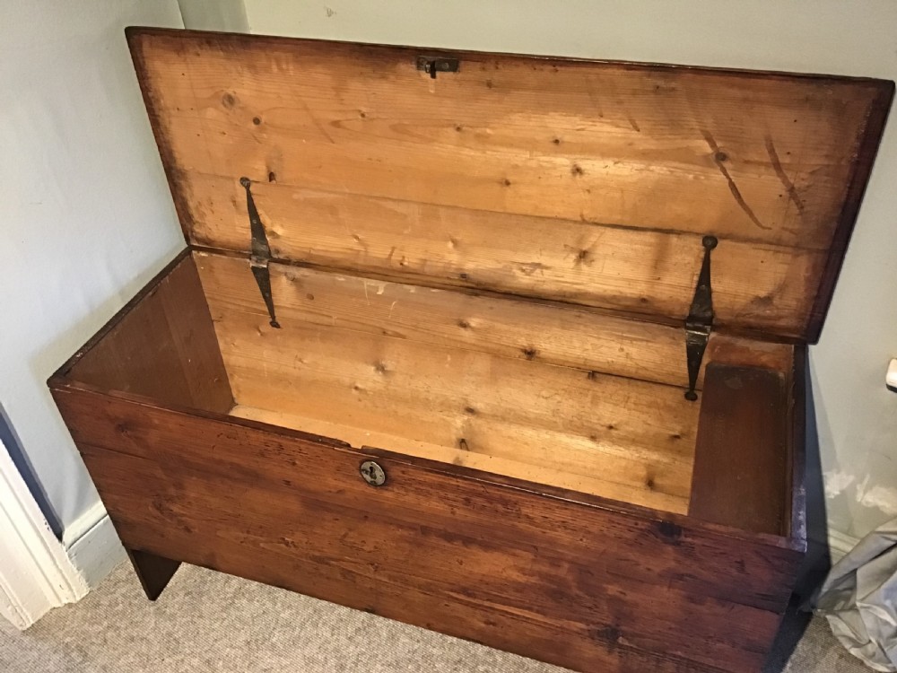 Georgian coffer View III