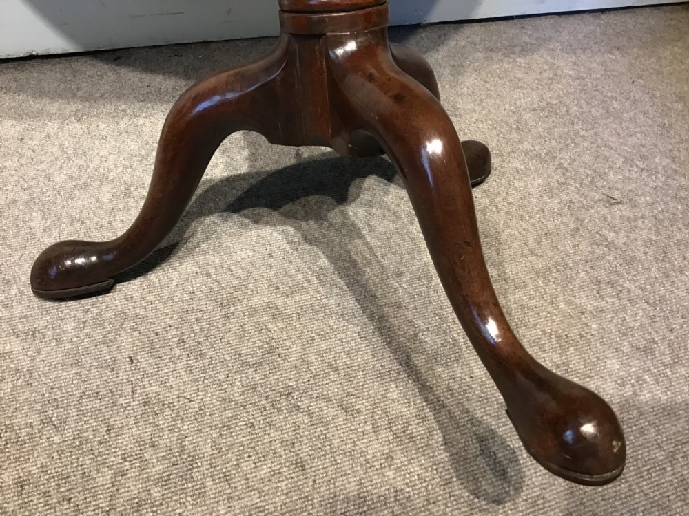 Georgian tripod table View V