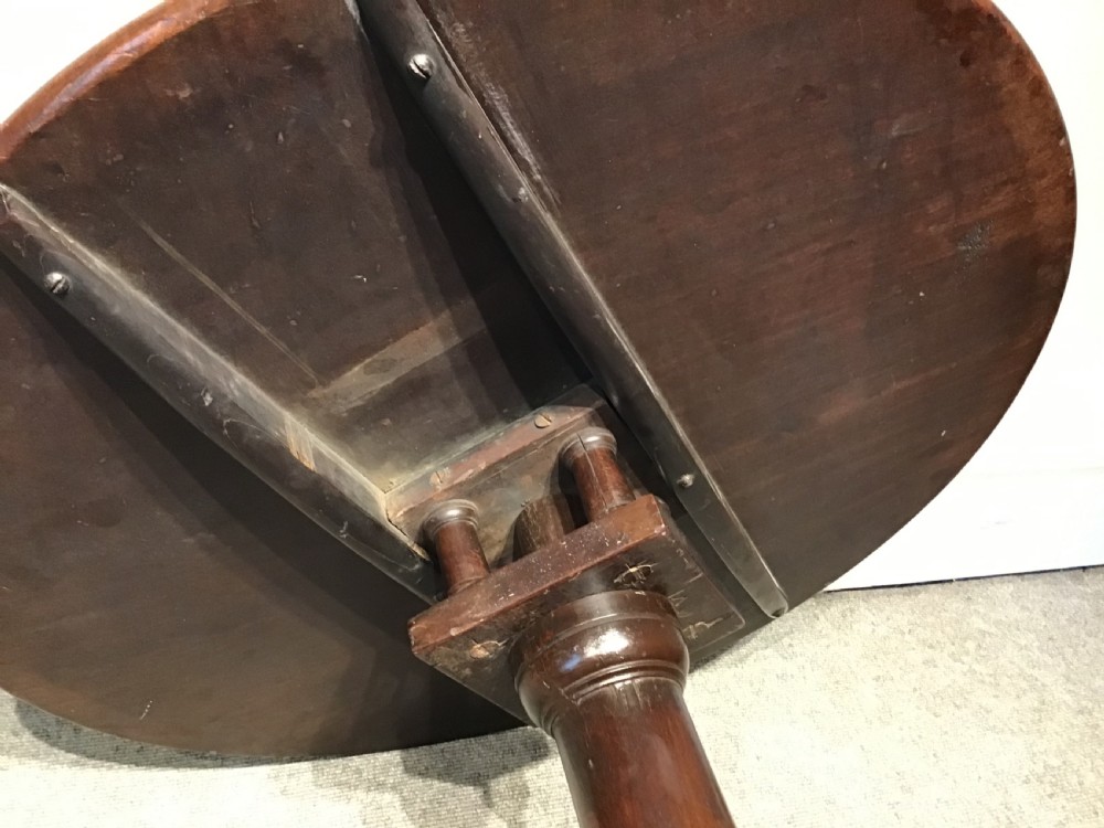 Georgian tripod table View VIII