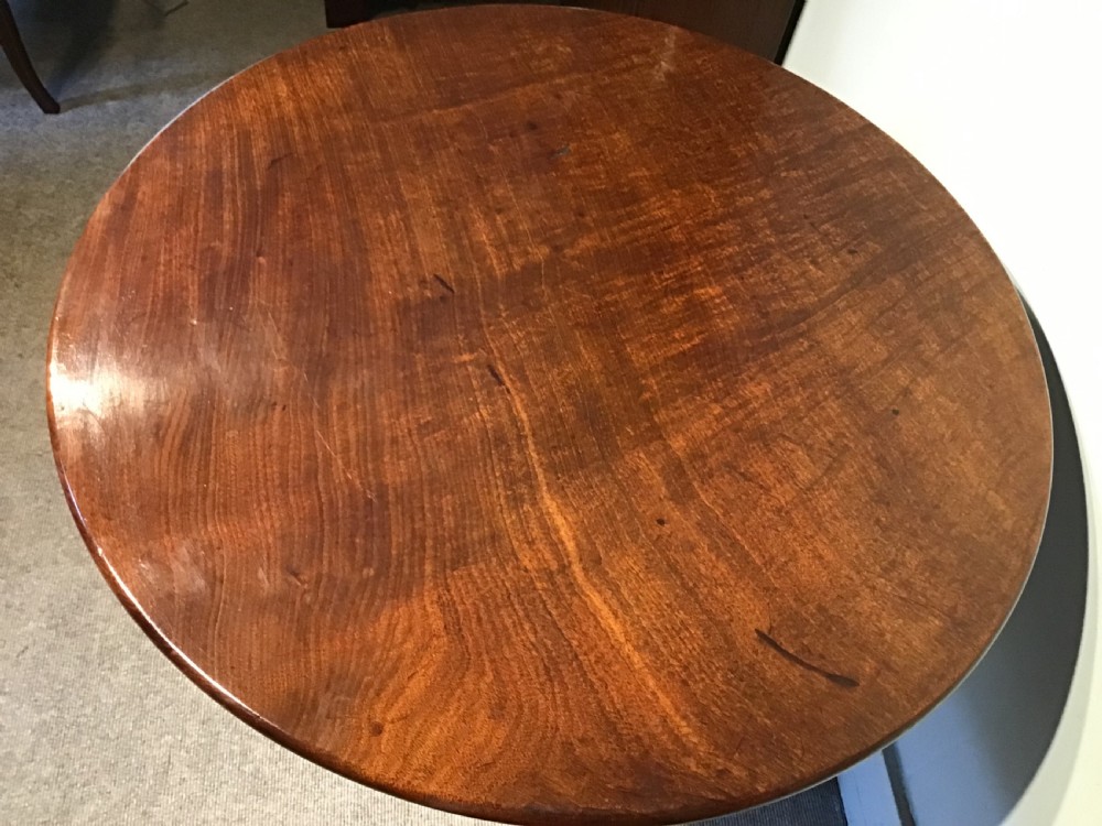 Georgian tripod table View XII