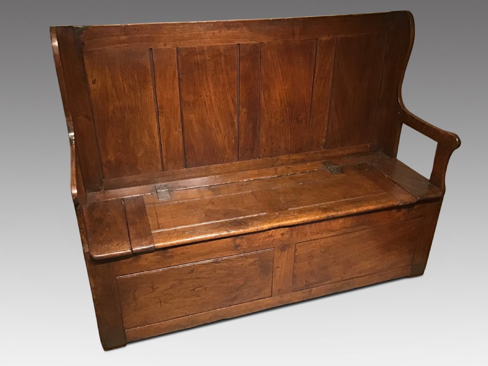 Georgian settle