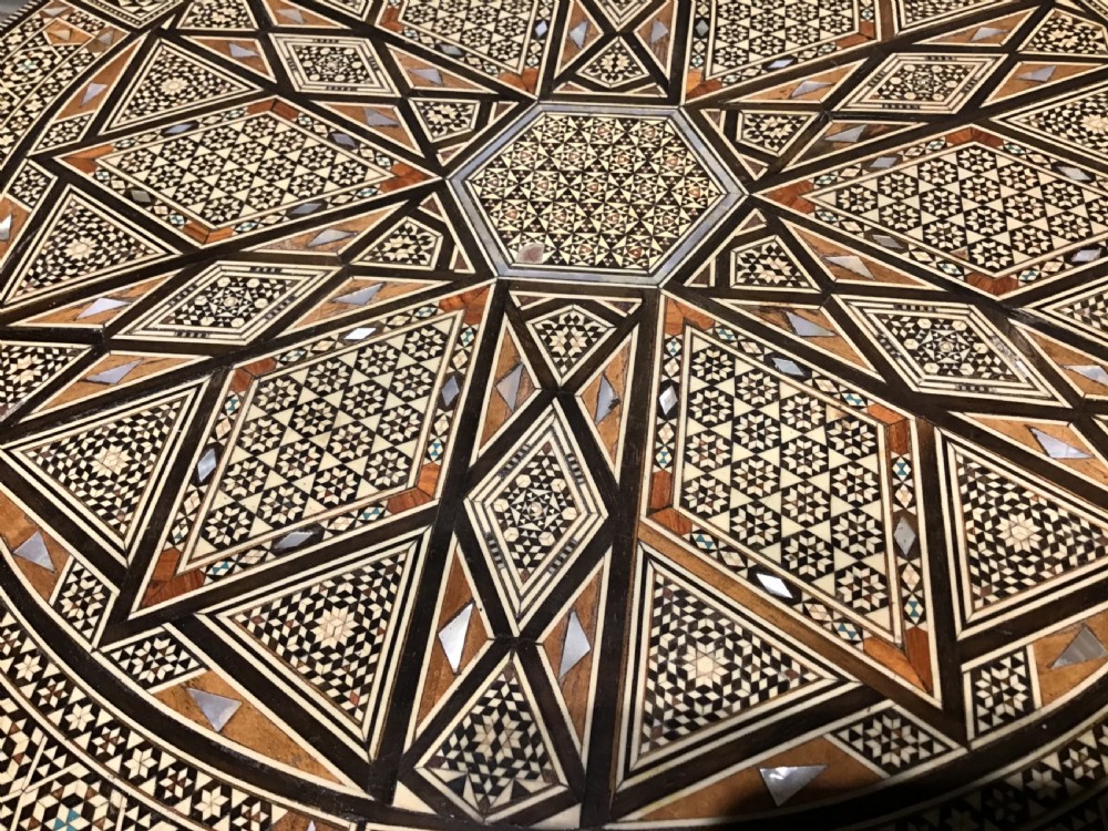 Damascus table View V