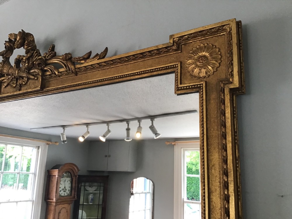 Gilt wall mirror View III