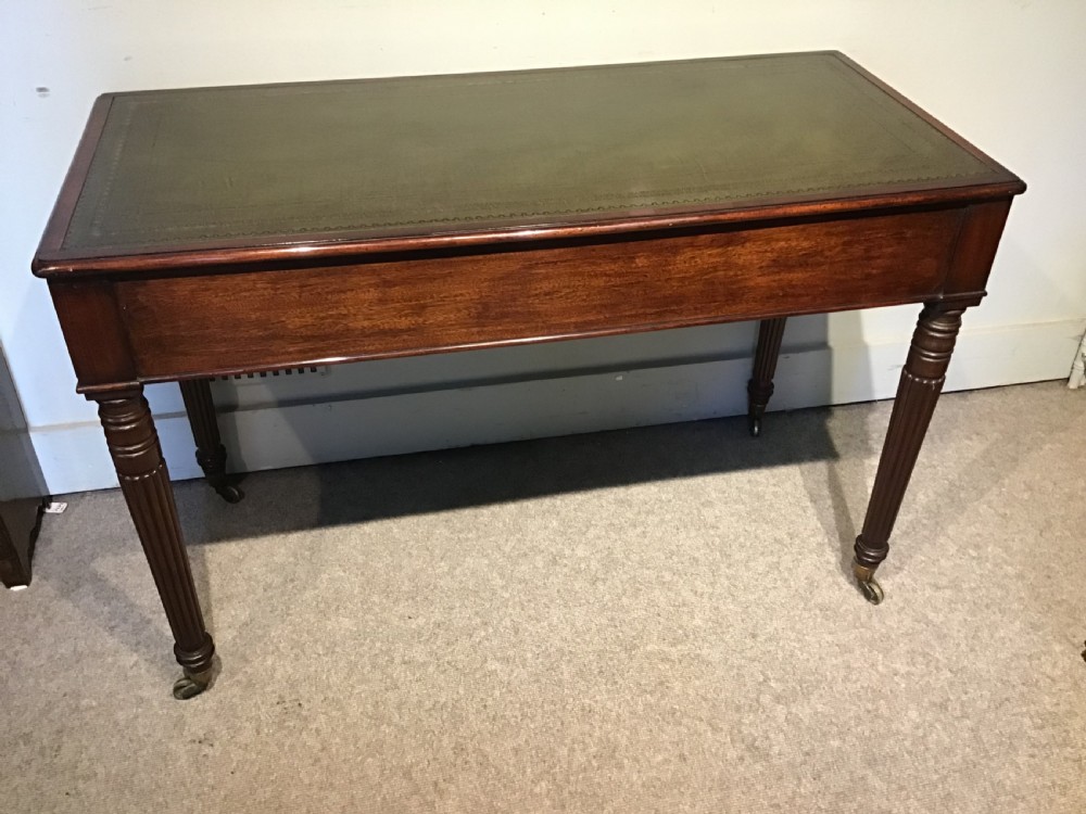 Antique writing table View IX