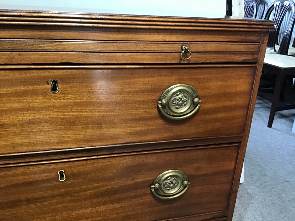 Georgian mahogany chest of drawers View VI