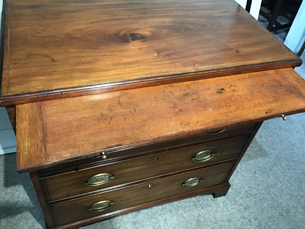 Georgian mahogany chest of drawers View VII