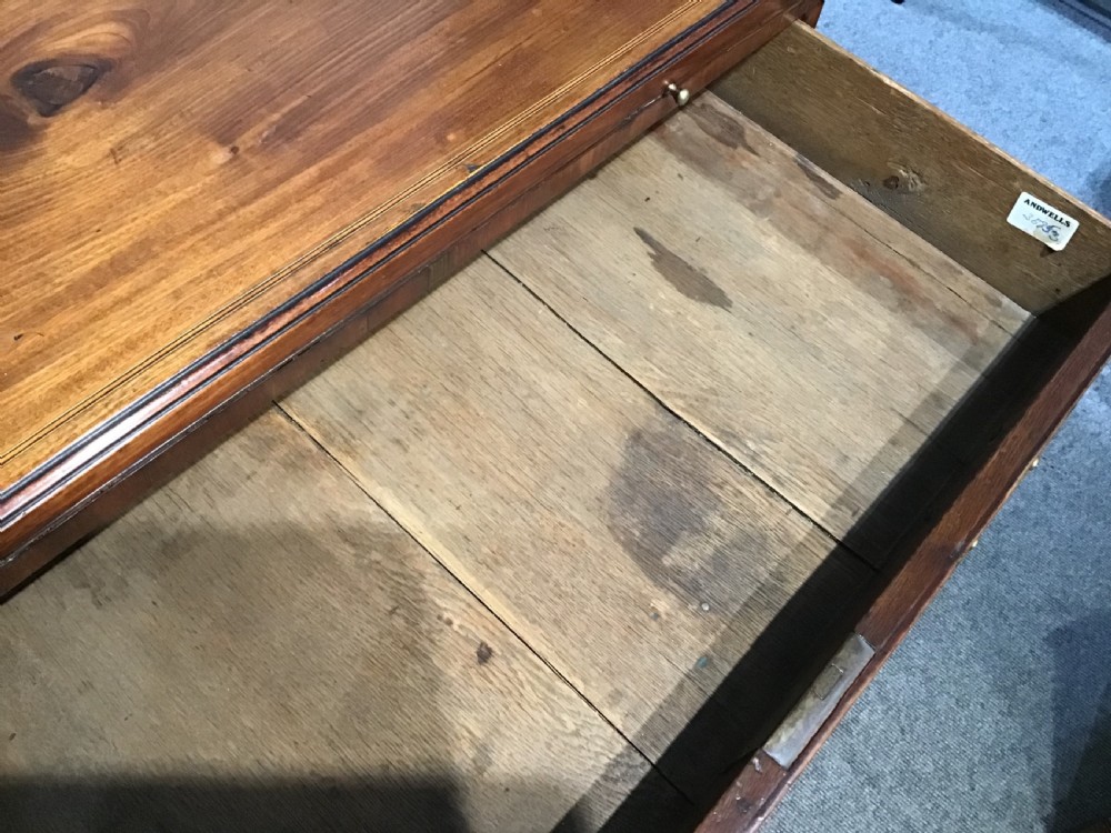 Georgian mahogany chest of drawers View VIII
