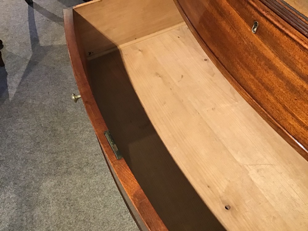 Antique bow chest of drawers View VIII