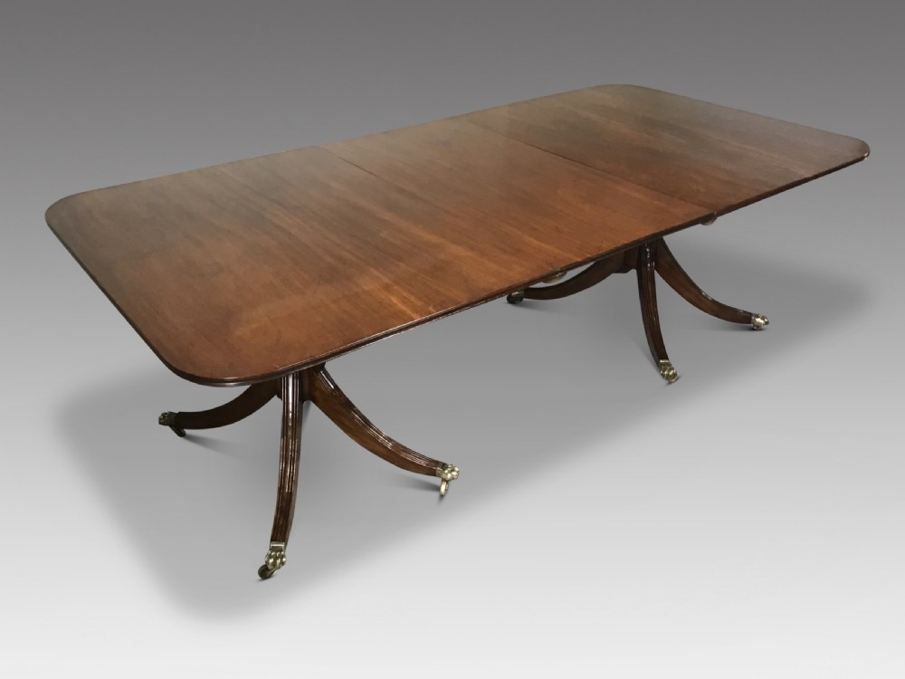 Antique dining table View III