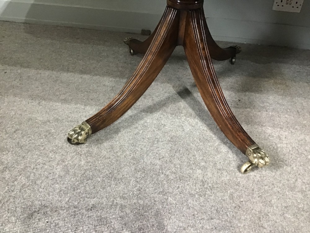 Antique dining table View VII
