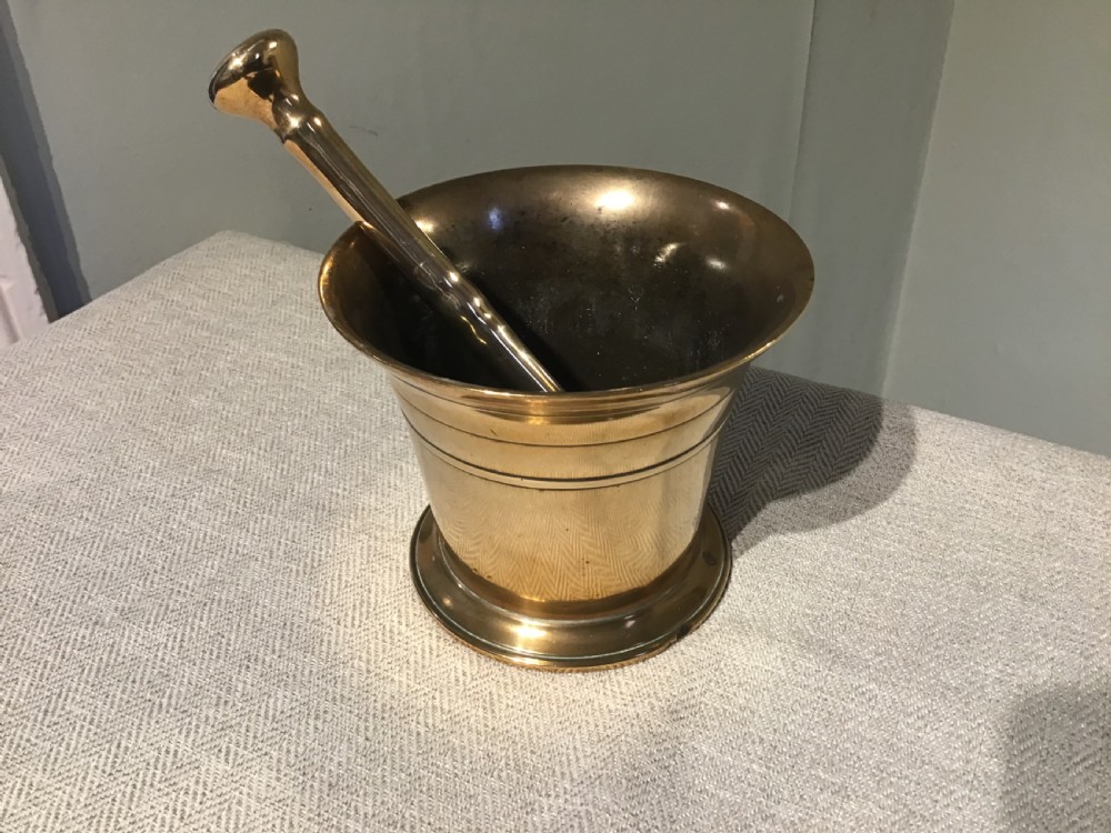 Georgian mortar and pestle