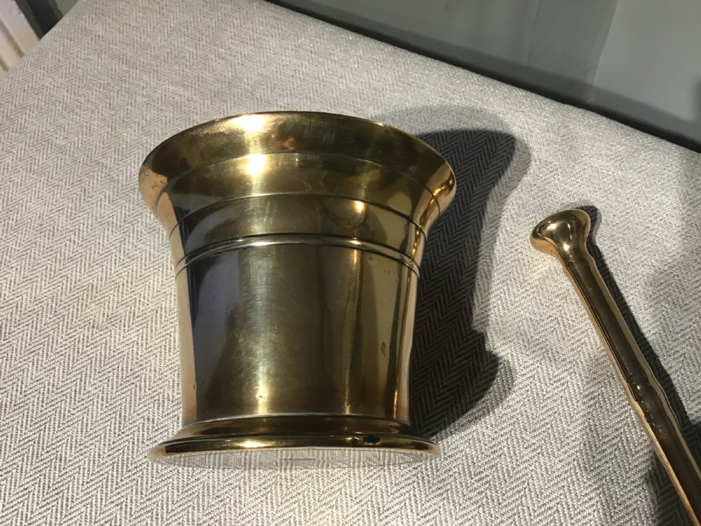 Georgian mortar and pestle View IV