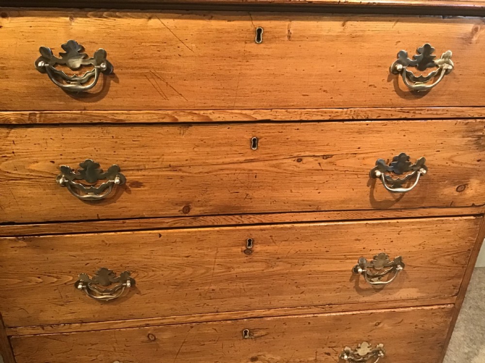 Antique pine chest of drawers View VIII