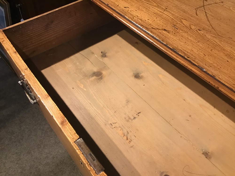 Antique pine chest of drawers View IX