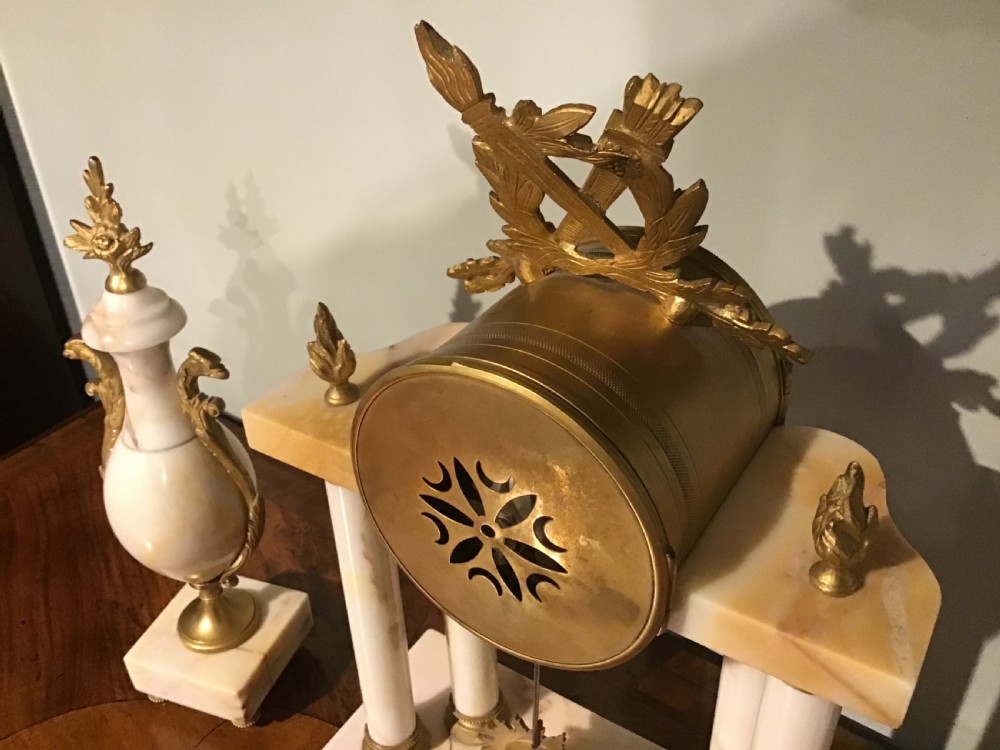 Antique mantel clock  View V