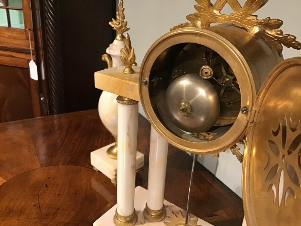 Antique mantel clock  View VII