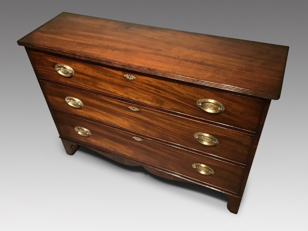 Antique mahogany hall chest View II
