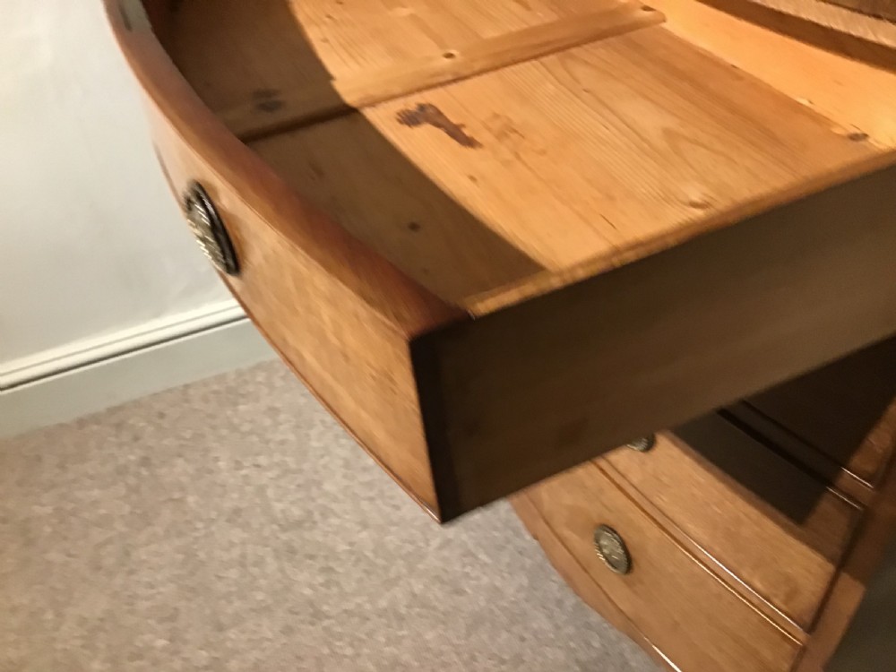 Georgian mahogany chest of drawers View VII