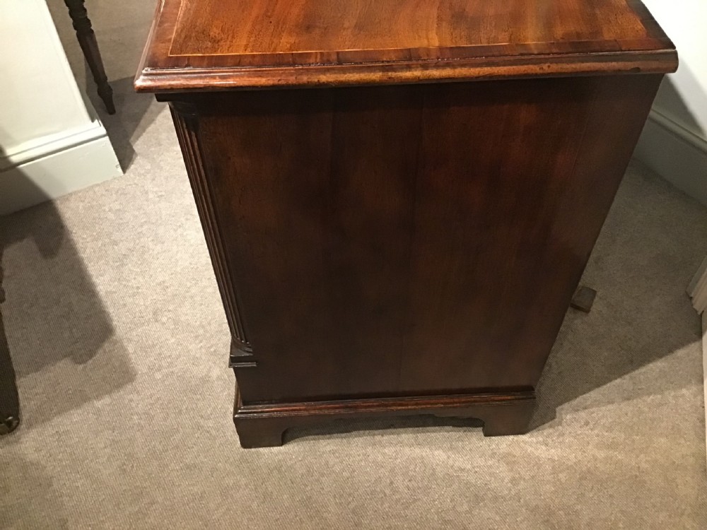 Antique mahogany chest of drawers. View XI