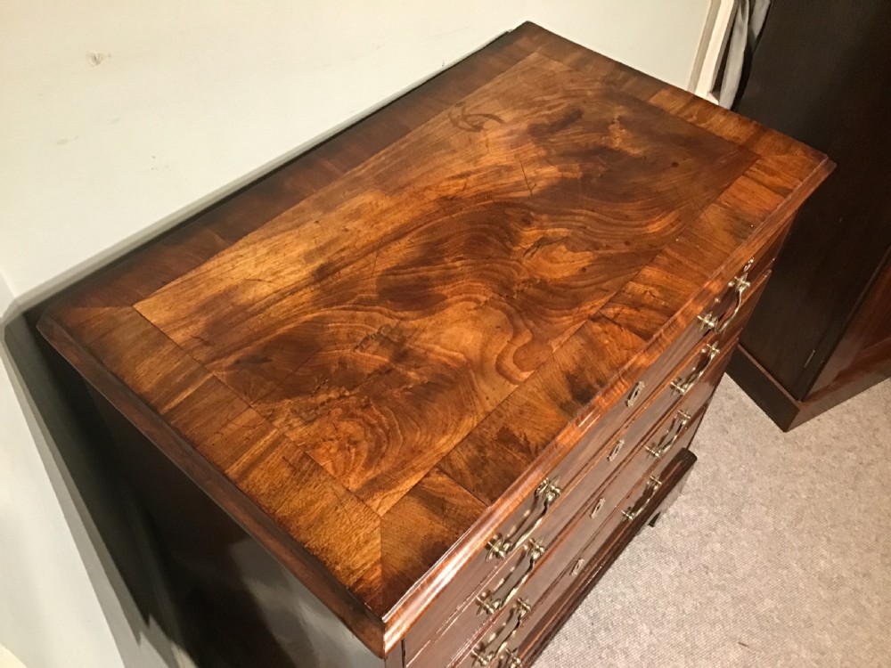 Georgian mahogany chest of drawers View IV