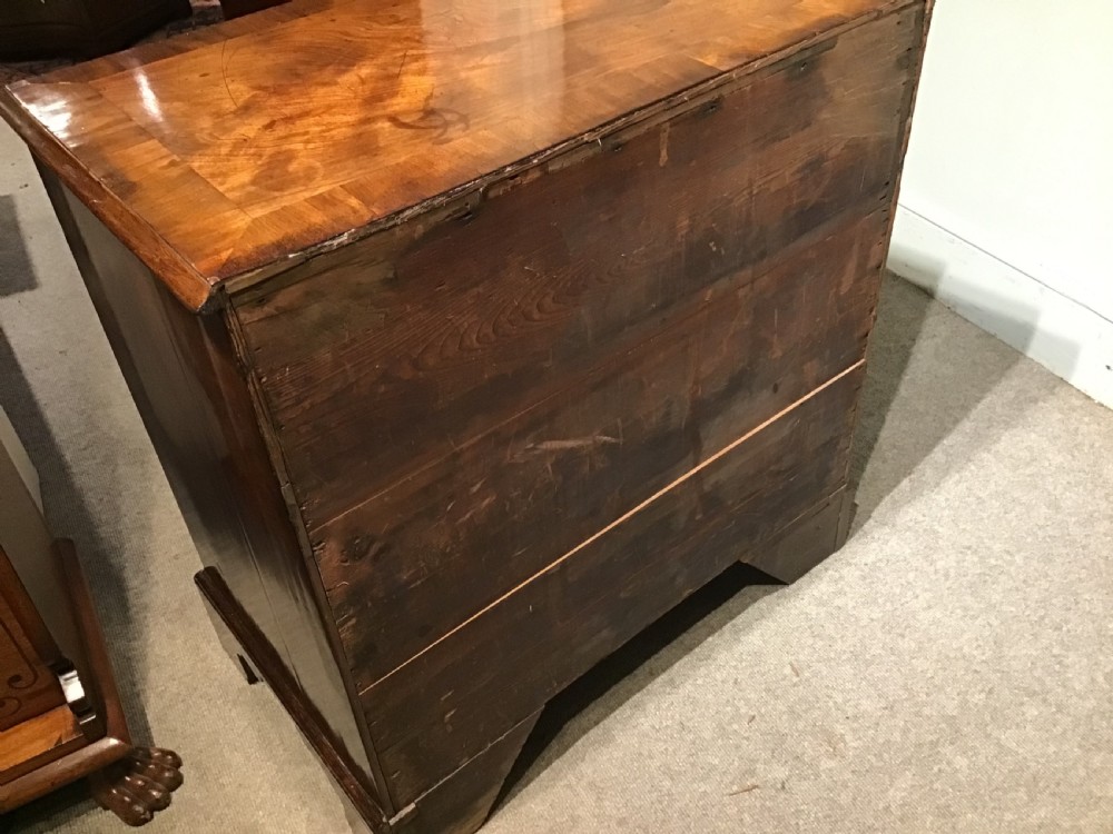 Georgian mahogany chest of drawers View XI
