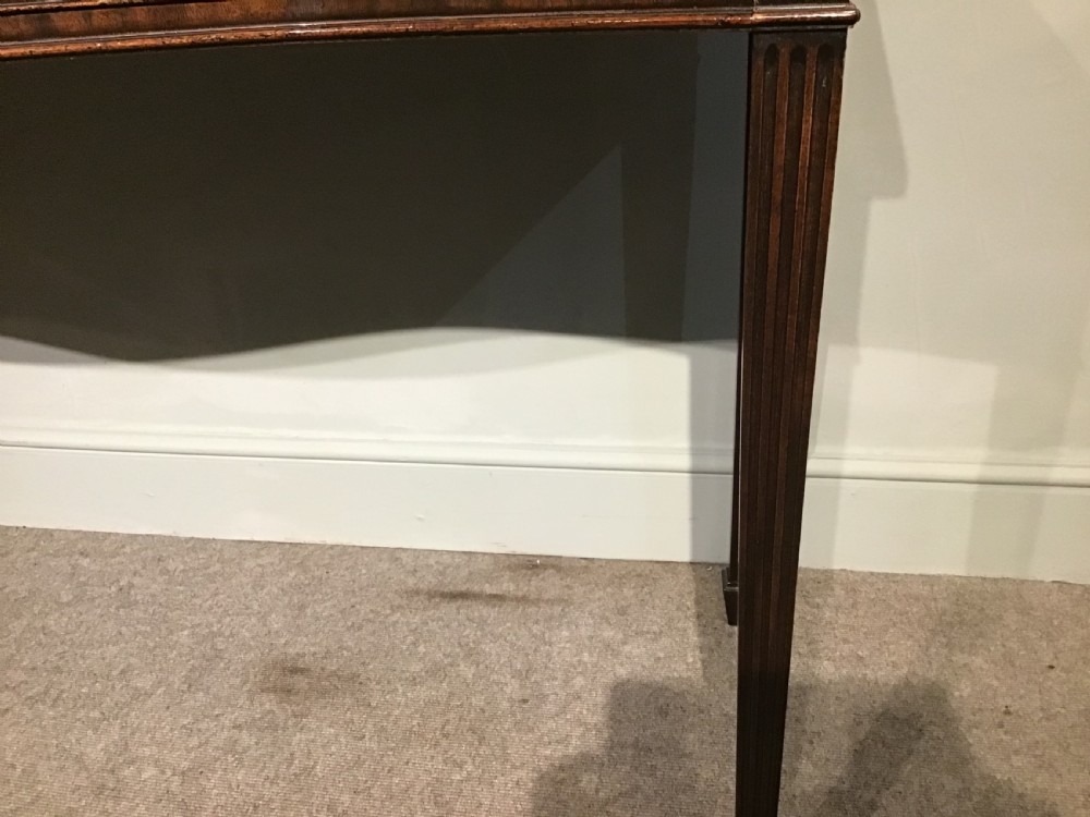 Antique mahogany serving table View VI