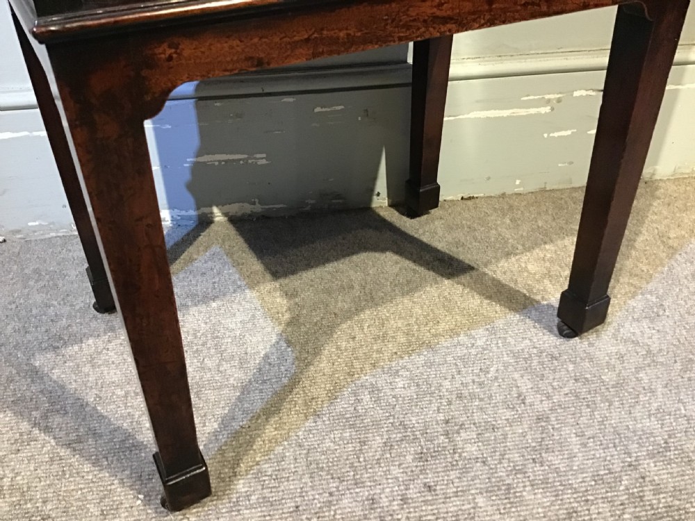 Georgian mahogany cellarette View V