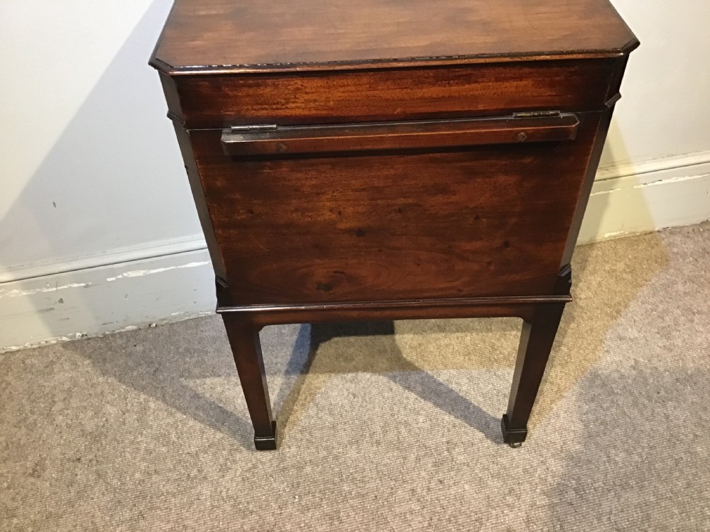 Georgian mahogany cellarette View VIII