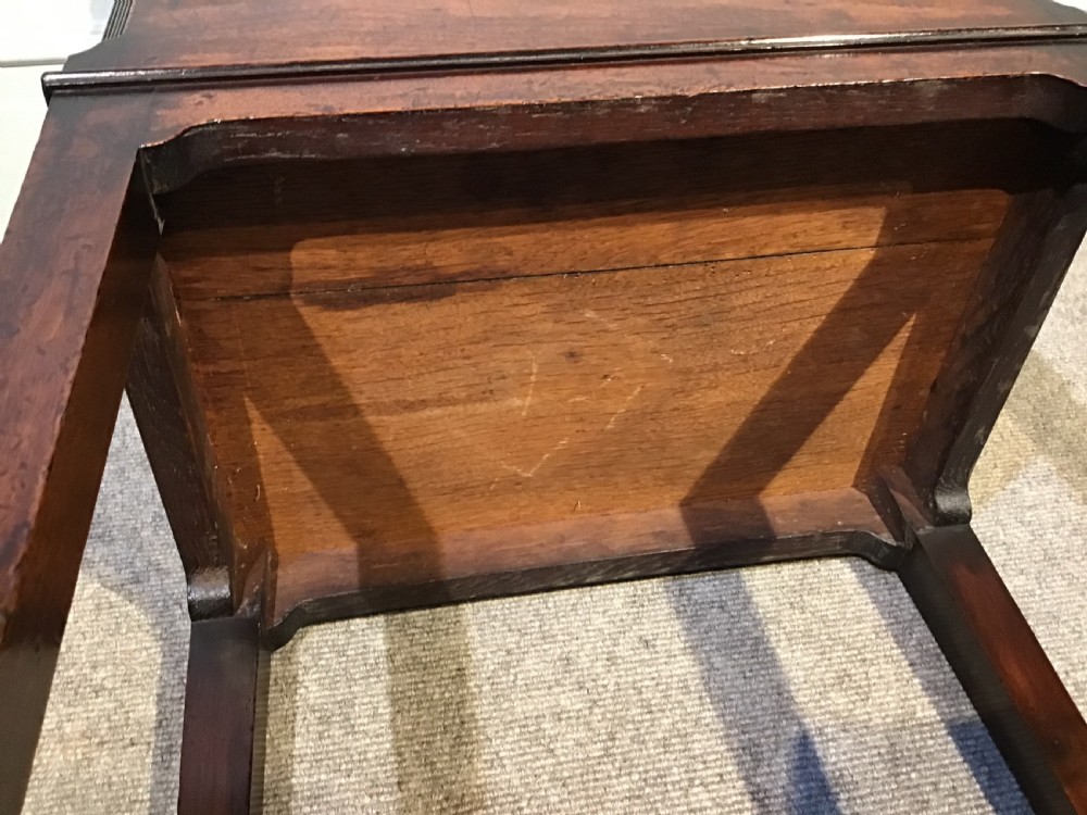 Georgian mahogany cellarette View XII