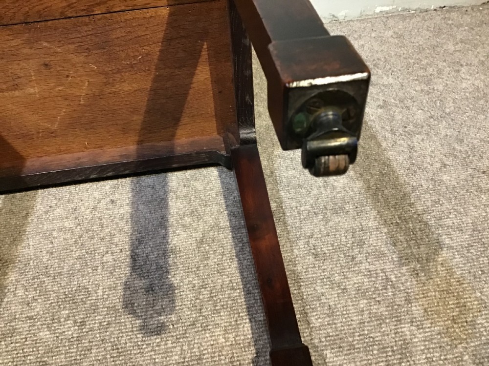Georgian mahogany cellarette View XIII